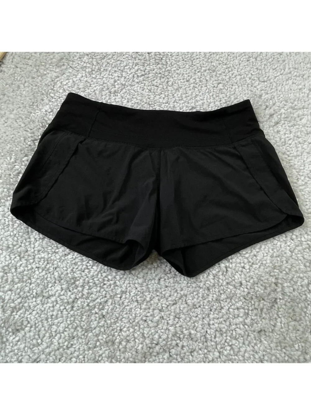 Lululemon Run Times Short Black Womens 6